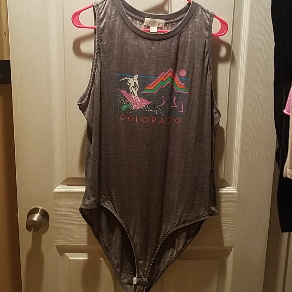 Sleeveless bodysuit